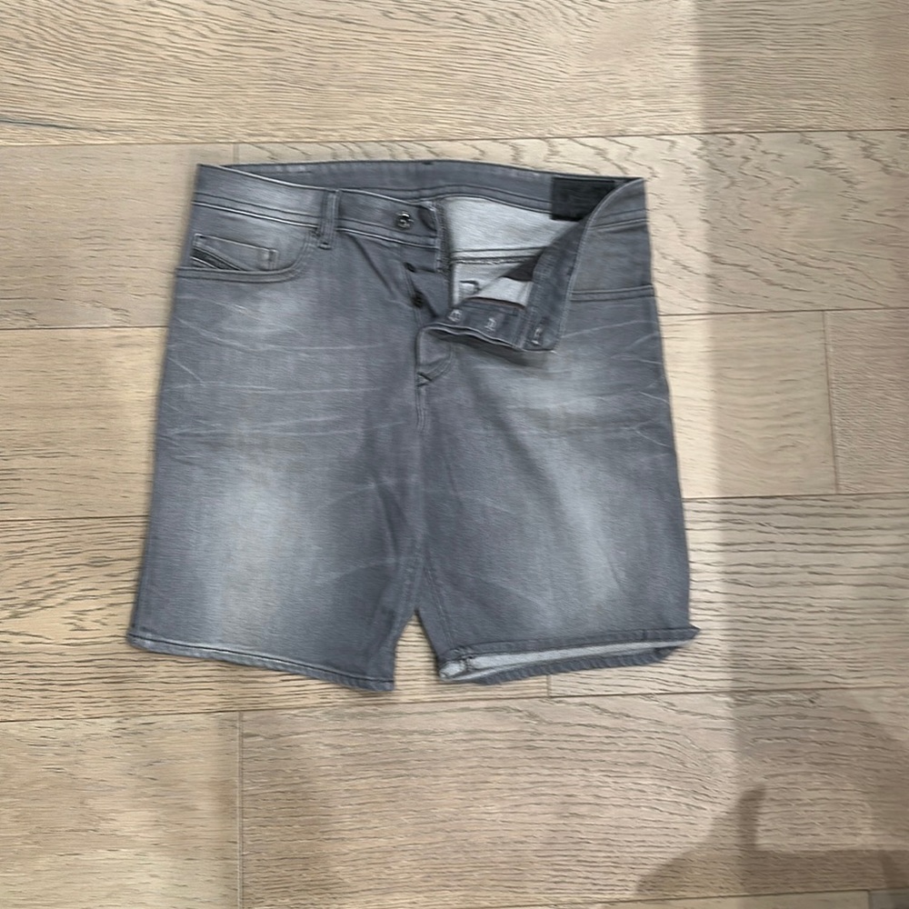 Diesel men’s shorts. Size 33